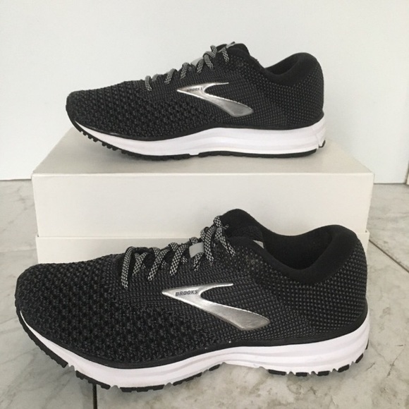 brooks revel 3 women's black